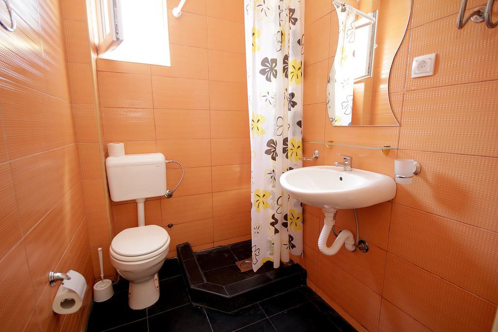 Apartments Victoria Sutomore Zewnętrze zdjęcie
